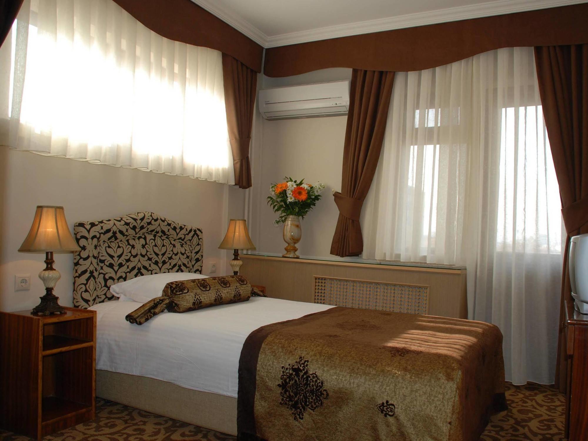 Hotel Mithat Ankara Exterior photo