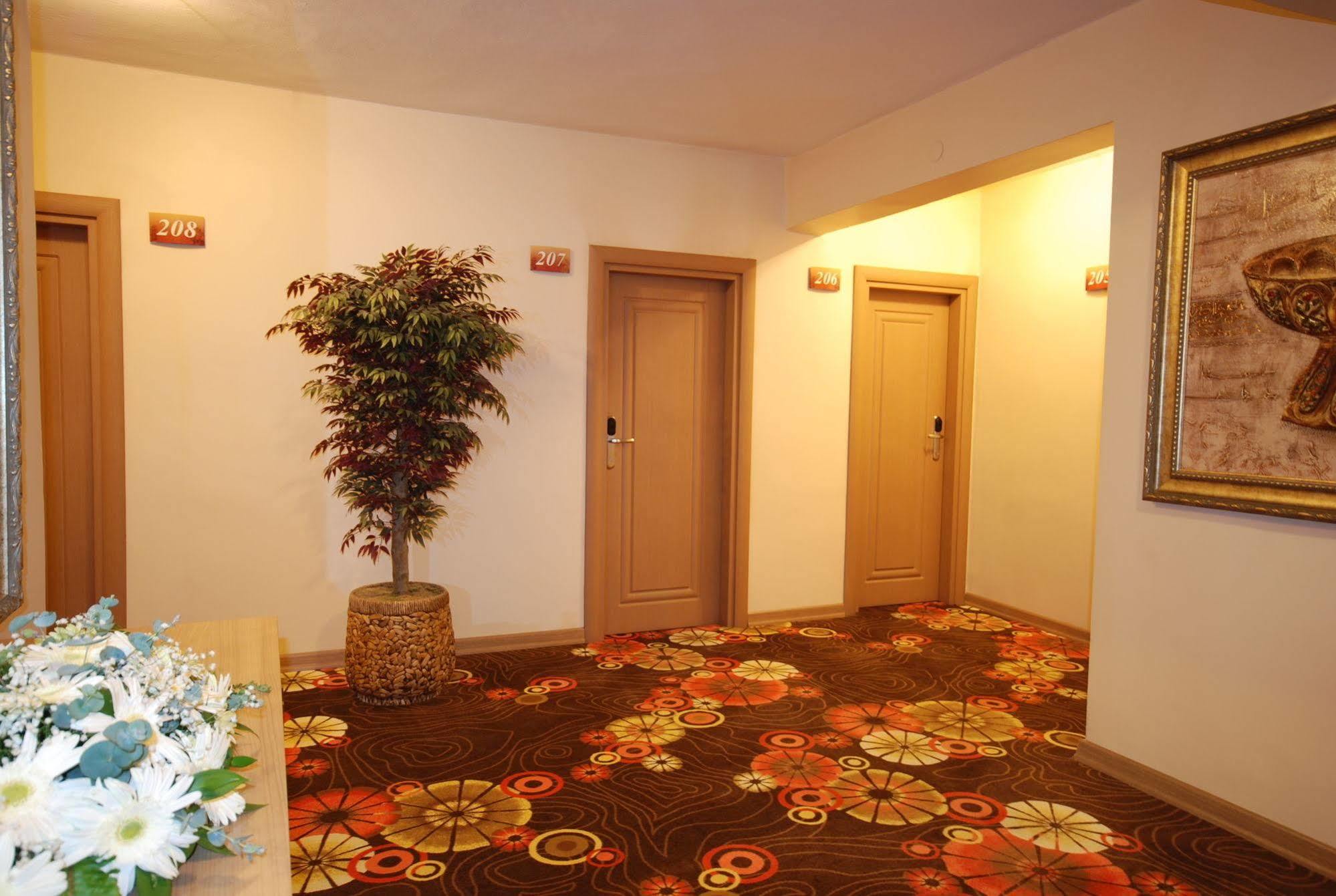 Hotel Mithat Ankara Exterior photo